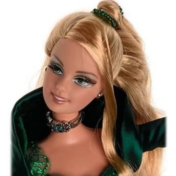 2004 Holiday Barbie Special Edition Mint NIB - Picture 6 of 10